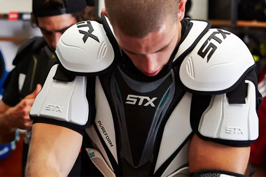 STX Ice Hockey Surgeon RX3.2 Senior Shoulder Pad Sports & Fitness