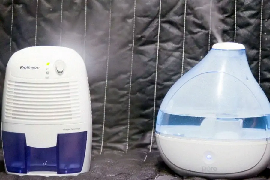 dehumidifier vs. humidifier